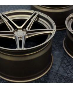 Оригинальные диски Niche Roma фото и цена - Каталог Wheelsnheels.ru