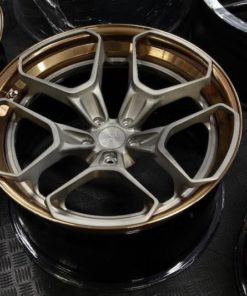 Оригинальные диски Rotiform HUR фото и цена - Каталог Wheelsnheels.ru