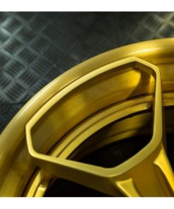 Оригинальные диски Rotiform HUR фото и цена - Каталог Wheelsnheels.ru