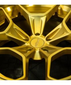 Оригинальные диски Rotiform HUR фото и цена - Каталог Wheelsnheels.ru
