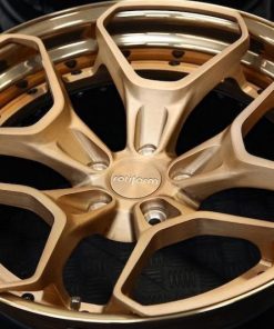 Оригинальные диски Rotiform HUR фото и цена - Каталог Wheelsnheels.ru