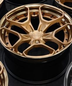 Оригинальные диски Rotiform HUR фото и цена - Каталог Wheelsnheels.ru