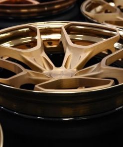Оригинальные диски Rotiform HUR фото и цена - Каталог Wheelsnheels.ru